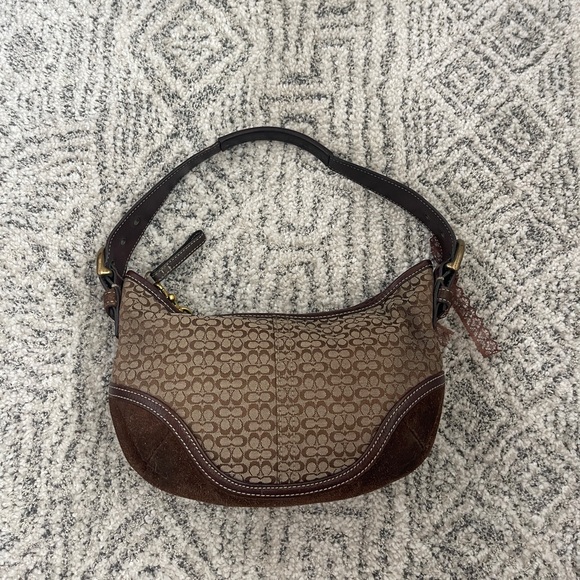 SOLD - Picture 2 of 6